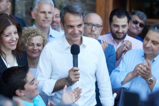 Εκβιαστικό εκλογικό δίλημμα