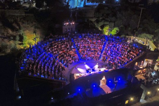 Εντεκα αφορμές για να πάμε στο Φεστιβάλ Ανδρου