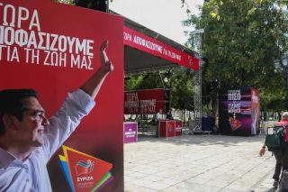 Τα στελέχη και οι ψηφοφόροι [τους]