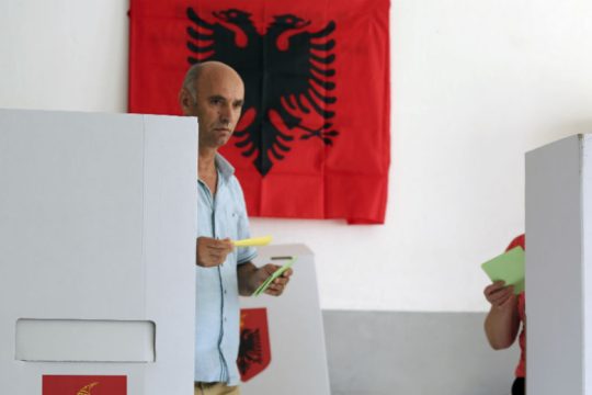 Ιδιαίτερα χαμηλή προσέλευση στις δημοτικές εκλογές στην Αλβανία