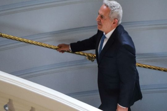 Μήνυμα Αποστολάκη στην Τουρκία να σεβαστεί τη διεθνή νομιμότητα