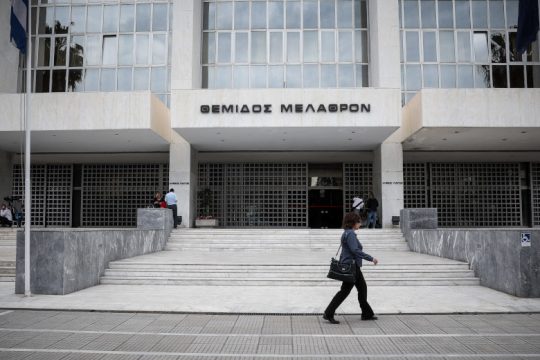 Αφορούν και προσπάθειες συγκάλυψης οι «βόμβες» Αγγελή;