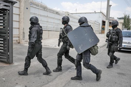 Σκοπιμότητες με τον μπαμπούλα της καταστολής