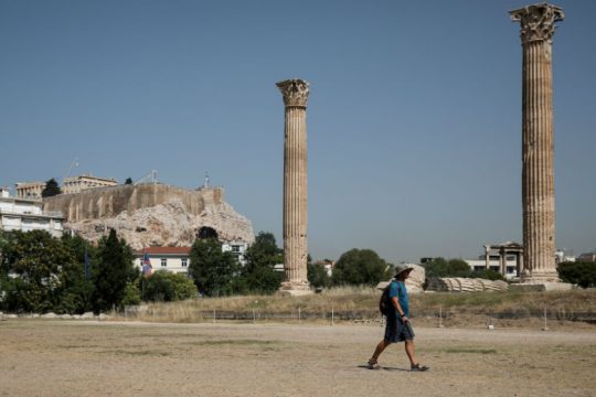 Υψηλές θερμοκρασίες το τριήμερο