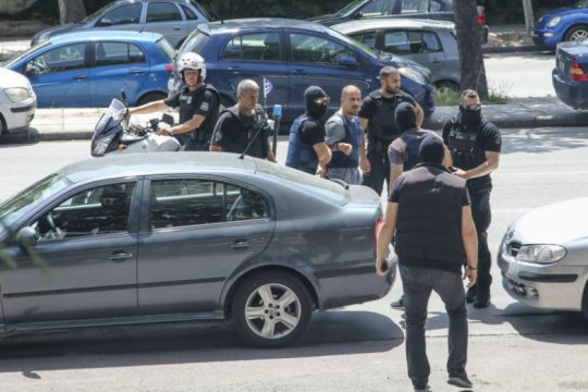 Προθεσμία για να απολογηθούν πήραν Σακκάς και Δημητράκης