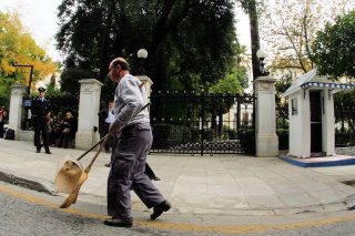 Μέτρα για να μην ξεμείνουν από προσωπικό οι δήμοι