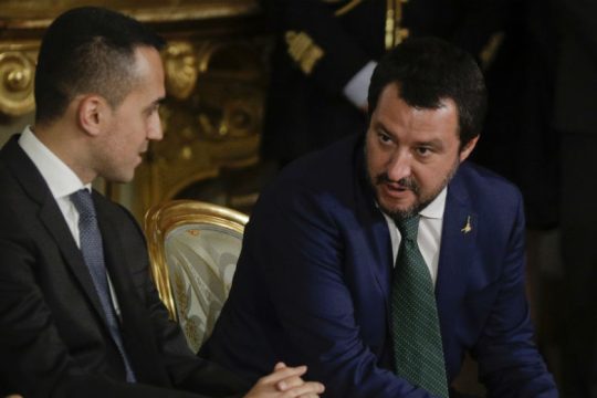 Ιταλικό άνοιγμα στην Ε.Ε., αλλά και σενάρια για παράλληλο νόμισμα