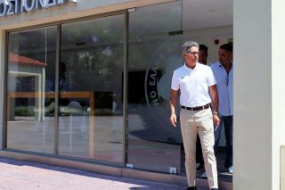 Απόλυτη ρήξη!