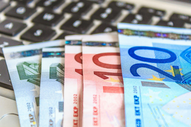 10 πολιτικές και προγραμματικές αντιφάσεις της Ν.Δ.