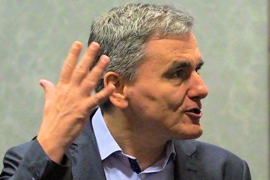 Αυστηρά μηνύματα στην… επόμενη κυβέρνηση