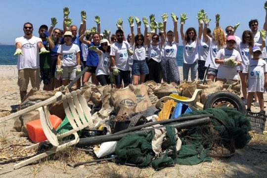 «Προσφέρω» 40 καθαρότερες παραλίες σε όλη την Ελλάδα