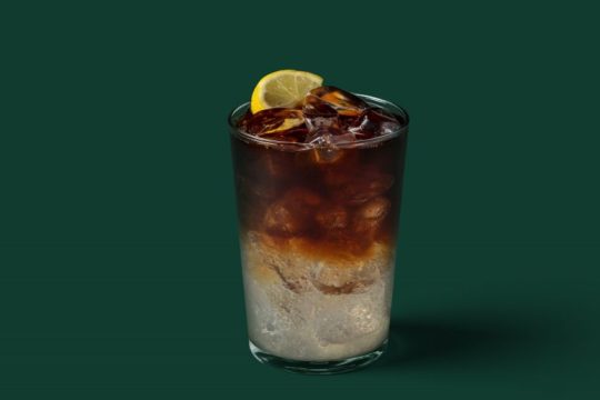 Καφές με tonic; Ανακαλύψτε τον στα STARBUCKS