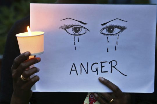 Καταδίκη έξι ανδρών για τον βιασμό και τη δολοφονία 8χρονου κοριτσιού