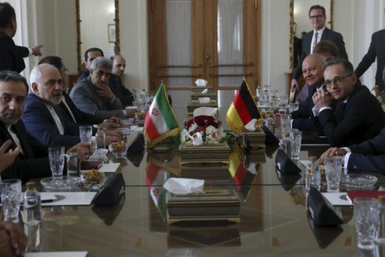 Απειλές Ιράν κατά ΗΠΑ και Ε.Ε. για τις οικονομικές κυρώσεις