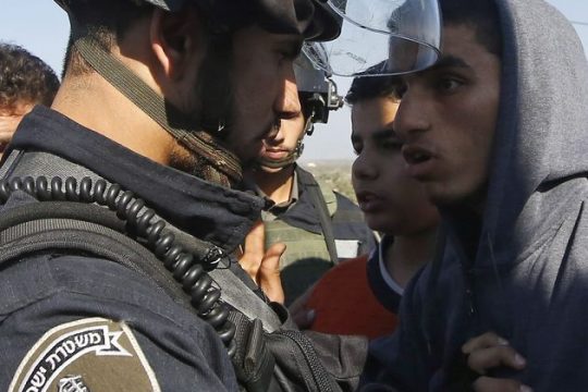 Γη για την ειρήνη, όχι ειρήνη για την ευημερία