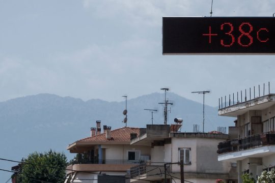 Πρωτοφανής καύσωνας στην Ευρώπη – Δεν θα επηρεαστεί άμεσα η Ελλάδα