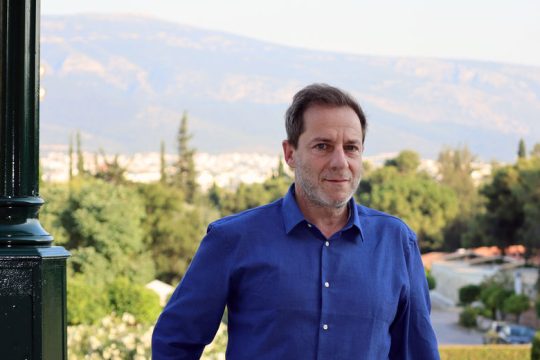 «Το σύνδρομο της χούντας μάς έκανε να μισήσουμε τη λέξη Ελλάδα»