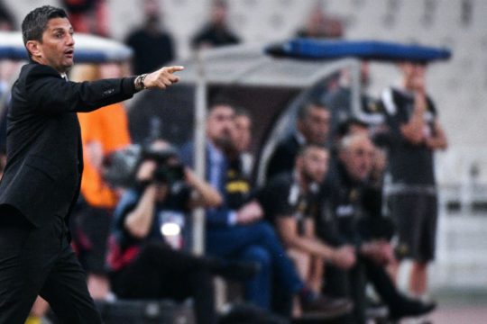 Μετακομίζει όλο το τεχνικό επιτελείο μαζί με τον Λουτσέσκου