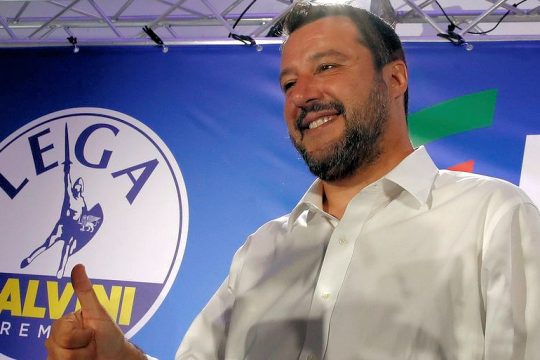 Το μουντό φθινόπωρο του Ματέο Σαλβίνι