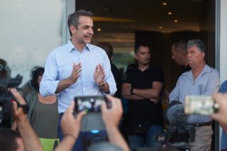 Το μαγαζάκι των Ellinika Hoaxes