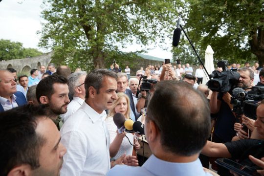 Μητσοτάκης: Να υποστηρίξουμε το brand Ελλάδα