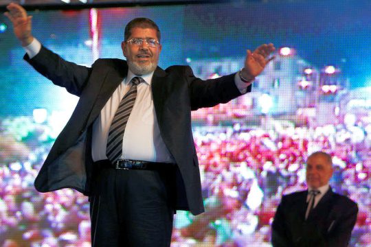 Η Αίγυπτος κλαίει τον μοναδικό πρόεδρο που εξέλεξε ο λαός της