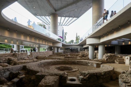 Ανοίγει σήμερα για το κοινό η υπόγεια στοά του μουσείου Ακρόπολης