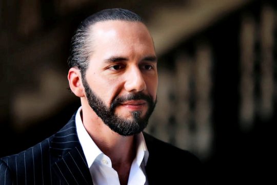 Ελ Σαλβαδόρ- Ο πρόεδρος που θέλει να σβήσει τις ιδεολογίες