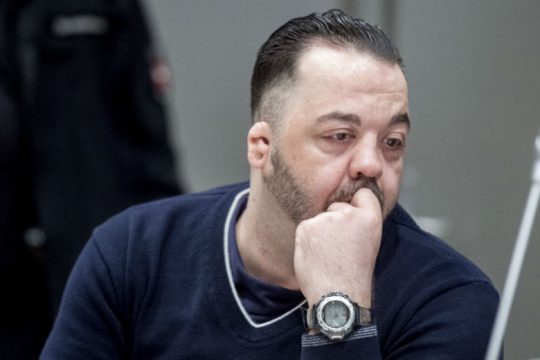 Ισόβια στον νοσοκόμο που σκότωνε με θανατηφόρες δόσεις φαρμάκων