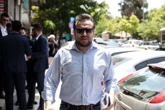 «Σχέδιο χρεοκοπίας με παρότρυνση φοροδιαφυγής από τον Μητσοτάκη»