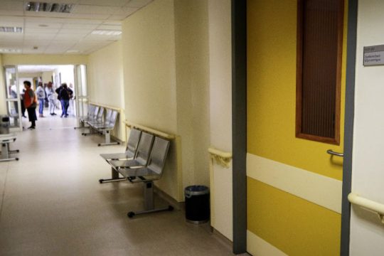 Κρήτη: Νοσηλεύτρια έκανε ένεση σε έγκυο με χρησιμοποιημένη σύριγγα