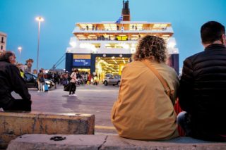 Έκπτωση υπό προϋποθέσεις σε ακτοπλοϊκά για Λέσβο, Χίο, Λέρο και Κω