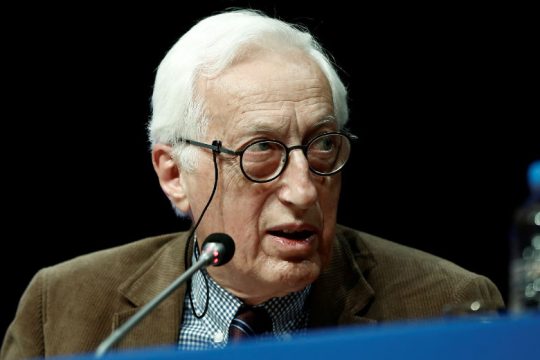 «Άρνηση υπογραφής από τον ΠτΔ κινδυνεύει να θεωρηθεί κομματικά χρωματισμένη»