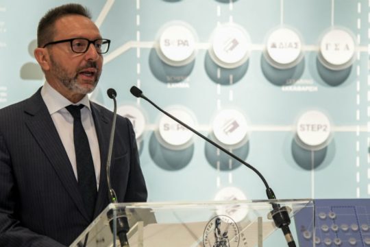 Αλματώδης αύξηση των συναλλαγών με κάρτα