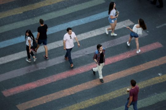 Στα χρώματα του Pride και φέτος οι διαβάσεις της πλατείας Συντάγματος