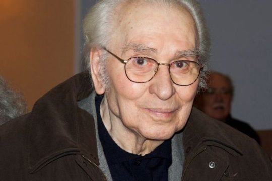 Πέθανε ο Τάκης Μπενάς, μία από τις ηγετικές φυσιογνωμίες της Αριστεράς