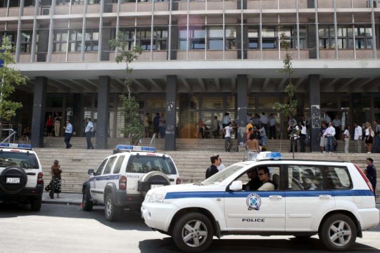Στον εισαγγελέα Σακκάς και Δημητράκης για τη ληστεία στο ΑΧΕΠΑ