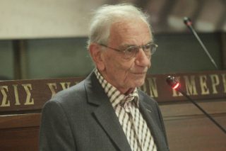 Ο Βασίλης Βασιλικός σύμβολο της δημοκρατίας και της πολιτικής ελευθερίας