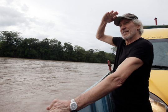 Το δώρο του Νικολάς Μαδούρο στον Roger Waters [βίντεο]