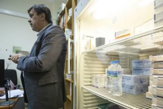 Στο γραφείο Ξανθού επιχειρηματίες της υγείας