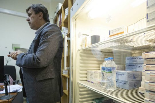 Στο γραφείο Ξανθού επιχειρηματίες της υγείας