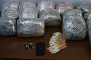 Συνελήφθη στη Μυτιλήνη 32χρονος με σχεδόν 16 κιλά χασίς