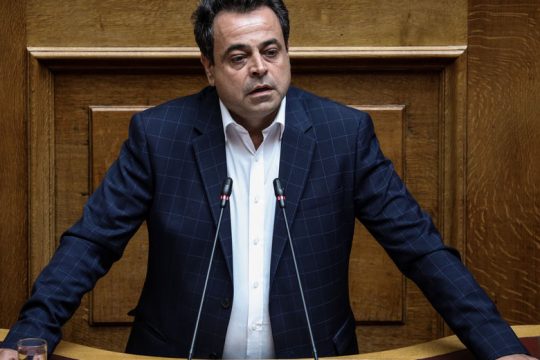 Απαντήσεις Σαντορινιού σε Πλακιωτάκη