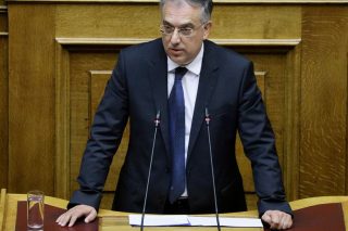 Στην «πυρά» η απλή αναλογική