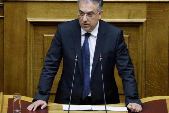 Στην «πυρά» η απλή αναλογική
