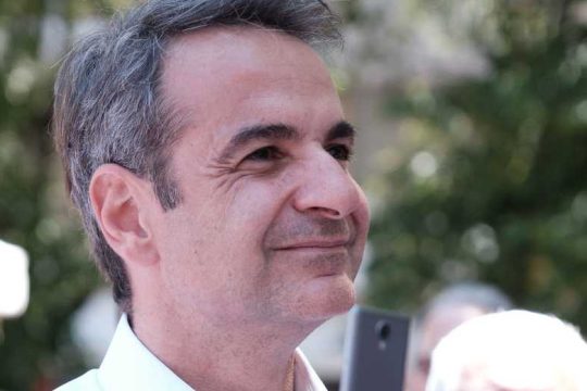 Συνεχίζει στη «λογική της χαμένης ψήφου» ψάχνοντας την αυτοδυναμία