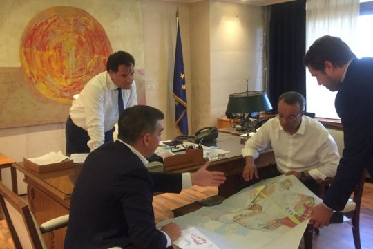 Τα δίνουν όλα για το Ελληνικό