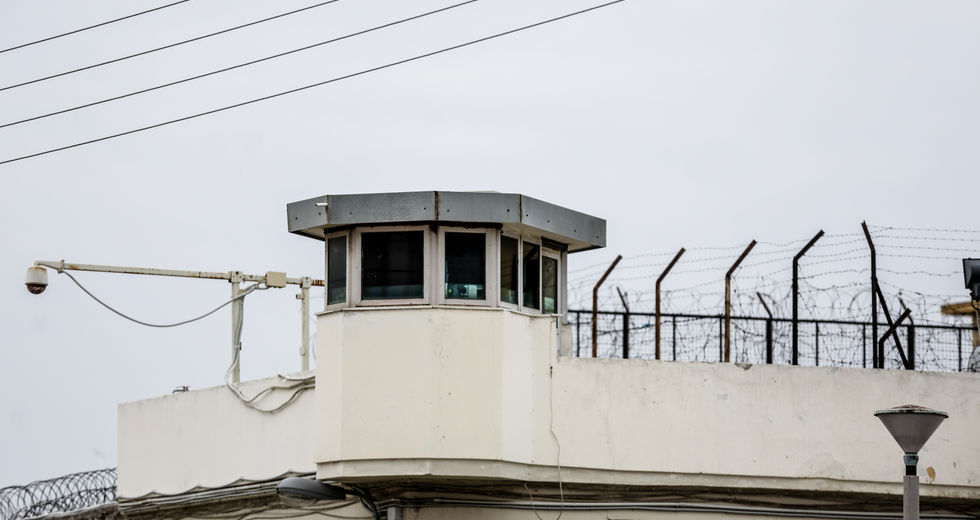 Νεκρός ο κρατούμενος από τη συμπλοκή στις φυλακές Αγυιάς