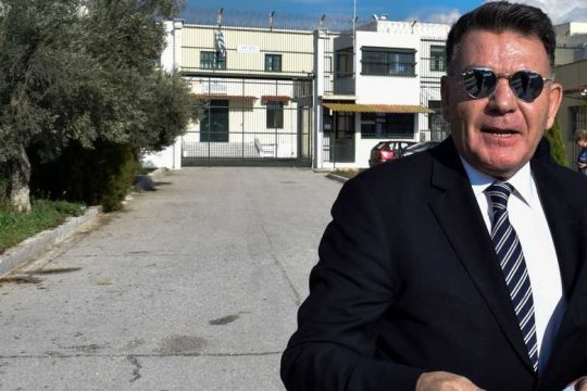 Επιμένει ρατσιστικά ο Κούγιας