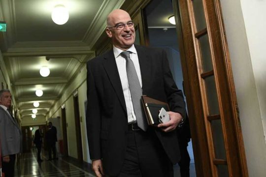 Ευρώπη και ΗΠΑ πιέζουν τον Ερντογάν